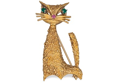 Lot 54 - A VINTAGE NOVELTY BROOCH IN THE FORM OF A CAT,...