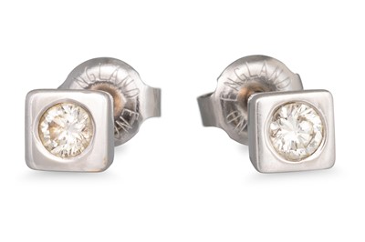 Lot 59 - A PAIR OF DIAMOND STUD EARRINGS, mounted in...
