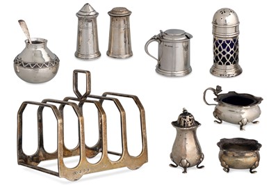 Lot 395 - AN INTERESTING AND MISCELLANEOUS COLLECTION OF...