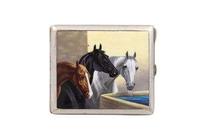 Lot 133 - AN ENAMEL CIGARETTE CASE, equine image applied