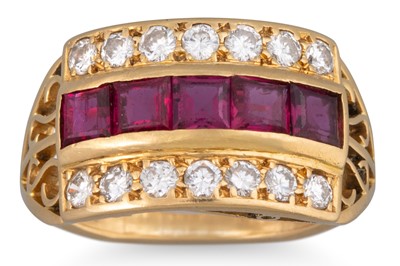 Lot 289 - A RUBY AND DIAMOND THREE ROWED RING, mounted...