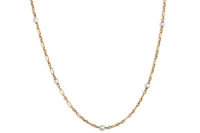 Lot 307 - AN ANTIQUE 18CT YELLOW CABLE LINK CHAIN, set...
