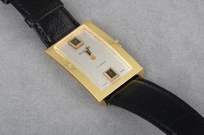 Lot 278 - A UNISEX 'SICURA' TANK WRISTWATCH, baton &...