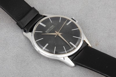 Lot 290 - A GENT'S VINTAGE 'BERCONA' WRISTWATCH,...