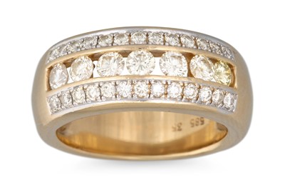 Lot 115 - A THREE ROWED DIAMOND RING, set with fancy...