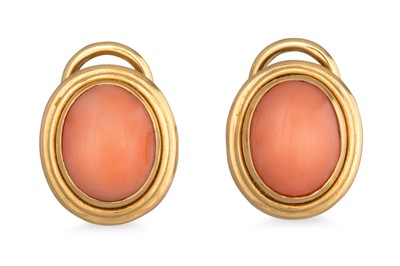 Lot 119 - A PAIR OF CORAL STUD EARRINGS, to 18ct yellow...