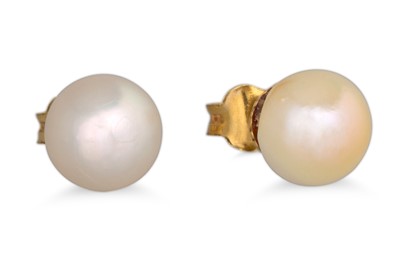 Lot 36 - A PAIR OF EARRINGS, mounted in 18ct yellow gold