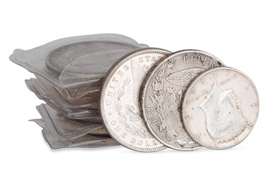 Lot 386 - 10 X 1880-1921 AMERICAN $1 MORGAN SILVER...