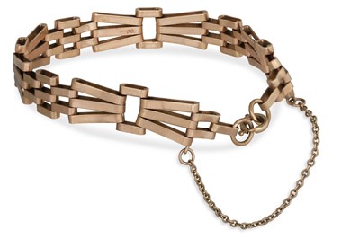 Lot 2 - A 9CT GOLD FANCY LINK GATE BRACELET, safety...
