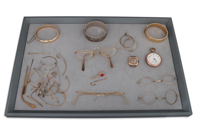 Lot 5 - A COLLECTION OF ROLLED GOLD ITEMS, to include...