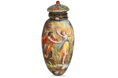Lot 346 - AN ANTIQUE ENAMEL SCENT BOTTLE, depicting...