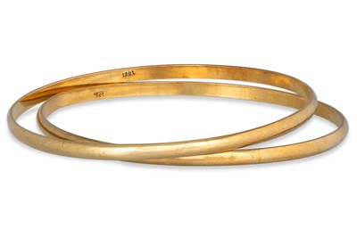 Lot 319 - TWO 18CT GOLD BANGLES, 27 g.