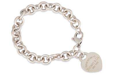 Lot 298 - A SILVER (.925) TIFFANY & CO. "RETURN"...