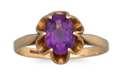 Lot 43 - AN AMETHYST SOLITAIRE RING, mounted in 9ct...