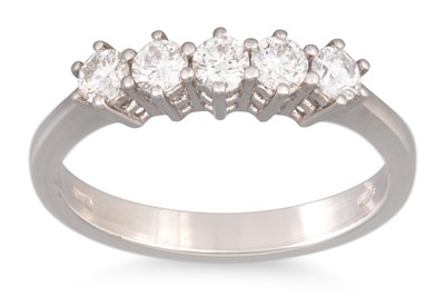 Lot 198 - A DIAMOND FIVE STONE RING, the brilliant cut...