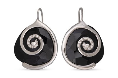 Lot 165 - A PAIR OF ONYX AND DIAMOND DROP EARRINGS,...