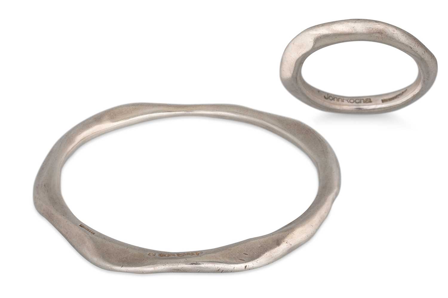 Lot 42 - AN IRISH SILVER BANGLE AND RING, by John Rocha,...
