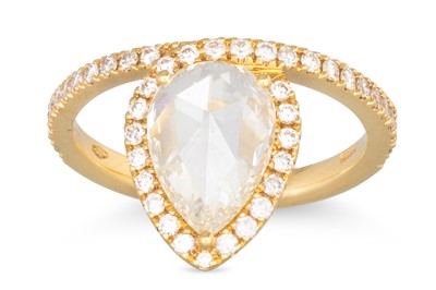 Lot 111 - A DIAMOND CLUSTER RING, the central pear...