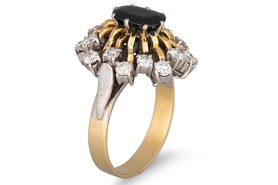 Lot 207 - A VINTAGE DIAMOND AND SAPPHIRE SPRAY CLUSTER...