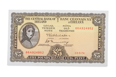 Lot 440 - A COLLECTION OF FIVE LAVERY NOTES, £10 to £1...