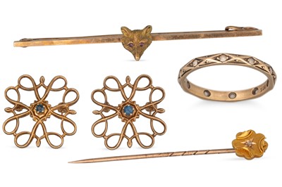 Lot 169 - FOUR ANTIQUE 9CT GOLD BROOCHES, one with a fox'...