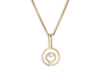 Lot 317 - A GOLD AND DIAMOND PENDANT, of openwork form...
