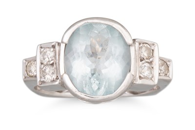 Lot 342 - AN AQUAMARINE RING, the oval stone to diamond...
