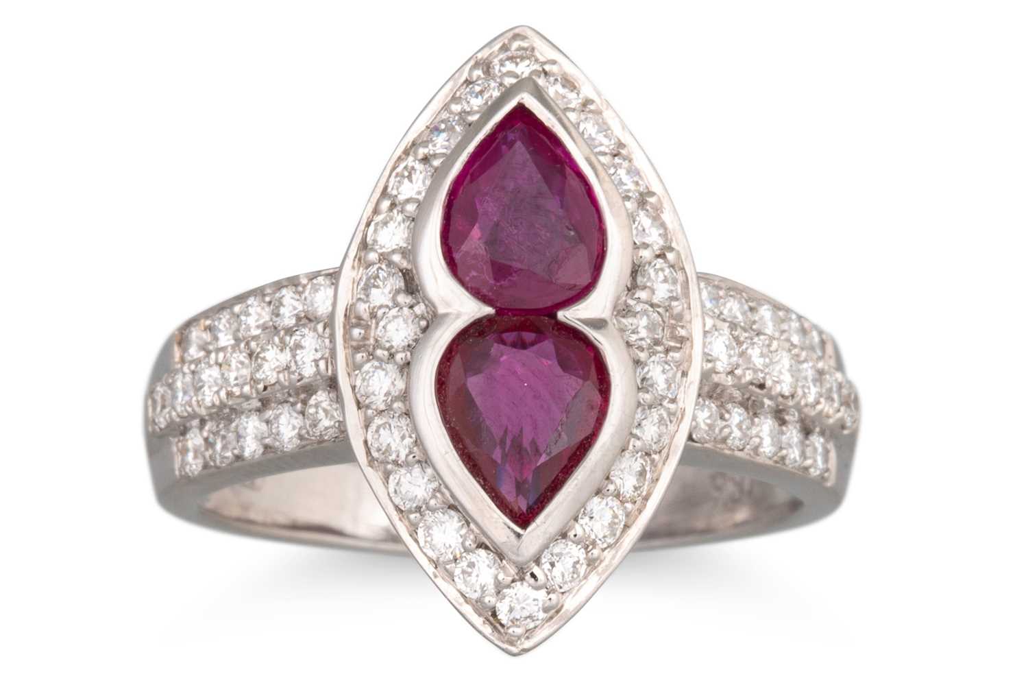 Lot 194 - A RUBY AND DIAMOND CLUSTER RING, set with two...