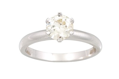 Lot 249 - A SOLITAIRE DIAMOND RING, the brilliant cut...