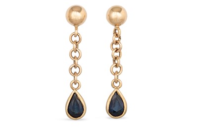 Lot 75 - A PAIR OF SAPPHIRE DROP EARRINGS, gold...