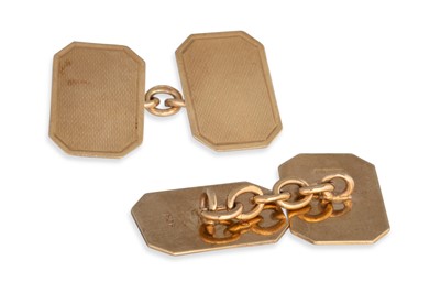 Lot 82 - A PAIR OF 9CT GOLD CUFF LINKS, engine turned...