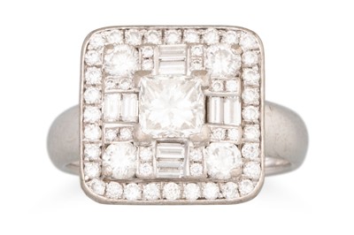 Lot 344 - A SQUARE DIAMOND CLUSTER RING, set with a...