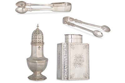 Lot 199 - AN ATTRACTIVE LATE VICTORIAN SILVER TEA CADDY,...