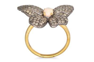 Lot 18 - AN OPAL AND DIAMOND RING, modelled as a...