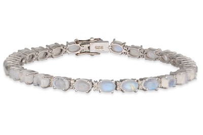 Lot 157 - A MOONSTONE AND DIAMOND BRACELET, mounted in...
