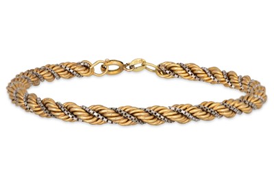 Lot 123 - A VINTAGE GOLD TWISTED ROPE LINK BRACELET, 10...