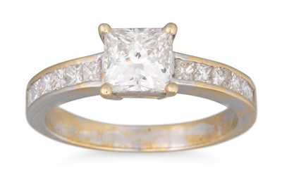 Lot 89 - A DIAMOND SOLITAIRE RING, the princess cut...