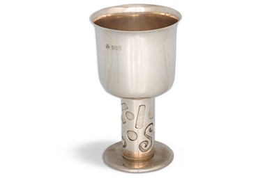 Lot 257 - A CELTIC STYLE MODERN IRISH SILVER GOBLET, by...