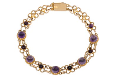 Lot 176 - AN AMETHYST BRACELET, the cabochon amethysts...