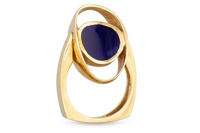 Lot 43 - A 1970's ENAMEL RING, of concave design,...