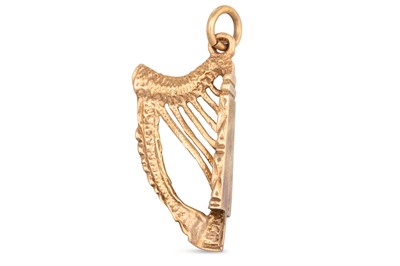 Lot 201 - A VINTAGE 9CT GOLD PENDANT/CHARM, in the form...