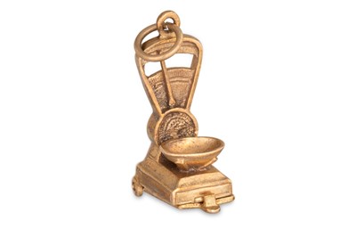 Lot 58 - A VINTAGE 9CT GOLD PENDANT/CHARM, in the form...