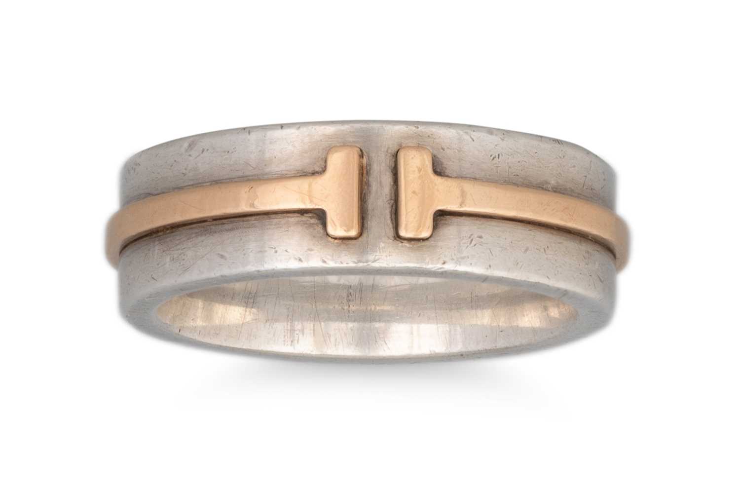 Lot 12 - A TIFFANY & CO 18CT GOLD AND STERLING SILVER...
