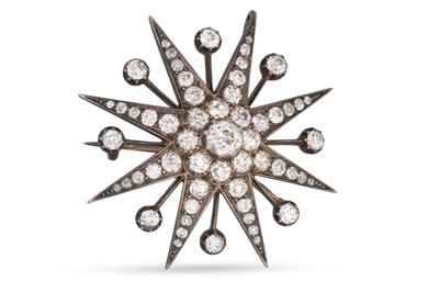 Lot 281 - AN ATTRACTIVE LATE VICTORIAN DIAMOND STAR...