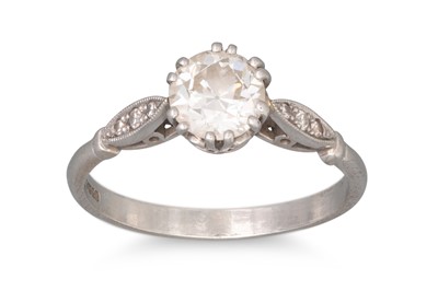 Lot 102 - A DIAMOND SOLITAIRE RING, open basket setting...