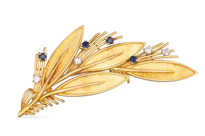 Lot 211 - A VINTAGE CHAUMET FLORAL SPRAY BROOCH, in 18ct...