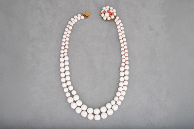 Lot 45 - AN 'ORIGINAL ROBERT' VINTAGE FAUX CORAL AND...