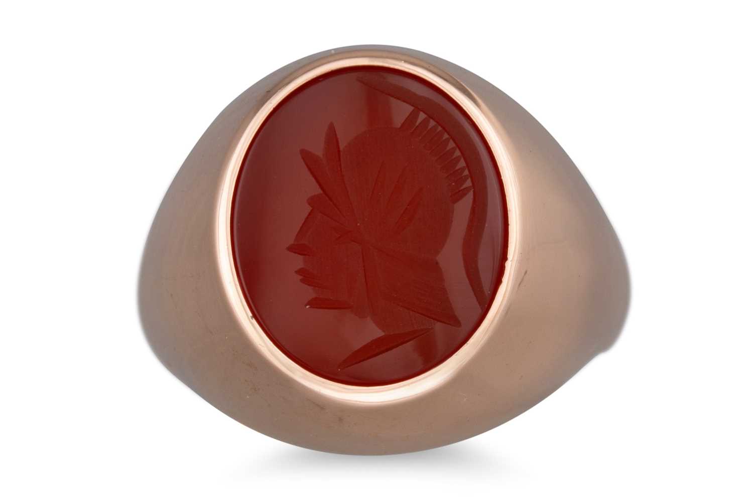 Lot 64 - A 9CT GOLD SIGNET SEAL RING, set with a carved...