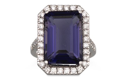 Lot 65 - AN IOLITE AND DIAMOND CLUSTER RING, the...