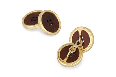 Lot 88 - A PAIR OF WOOD AND 18CT YELLOW GOLD CUFFLINKS,...